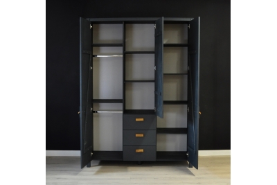 Шкаф для одежды Мадейра 3 двери